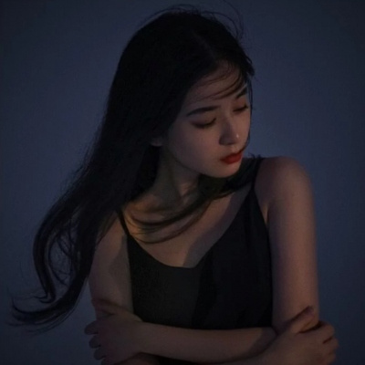 伴游女生唐雪瑶的资料