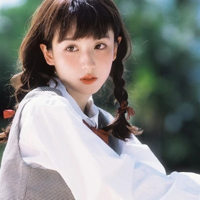 伴游女生陆星野的资料