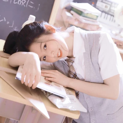 伴游女生周瑾瑜的资料